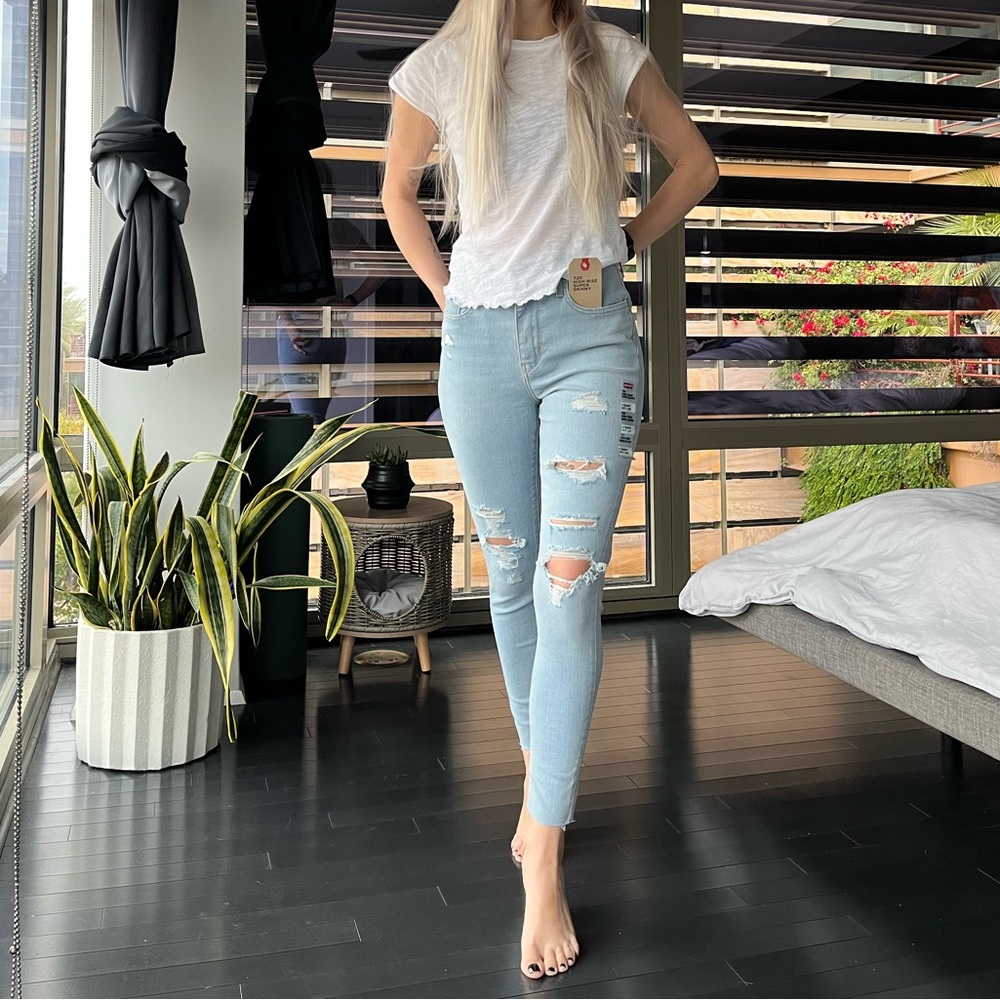 levi’s skinny jeans
